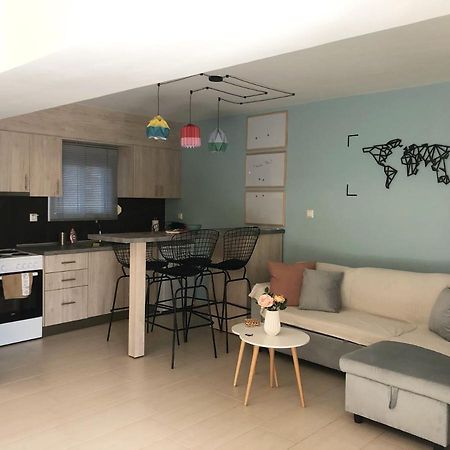 Orfeas Suite Néa Péramos Buitenkant foto