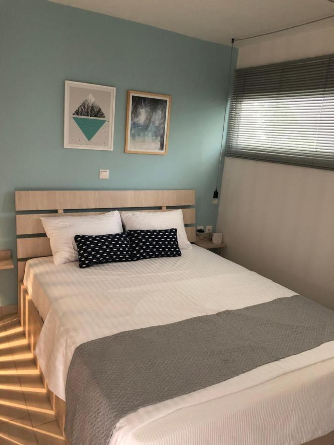 Orfeas Suite Néa Péramos Buitenkant foto