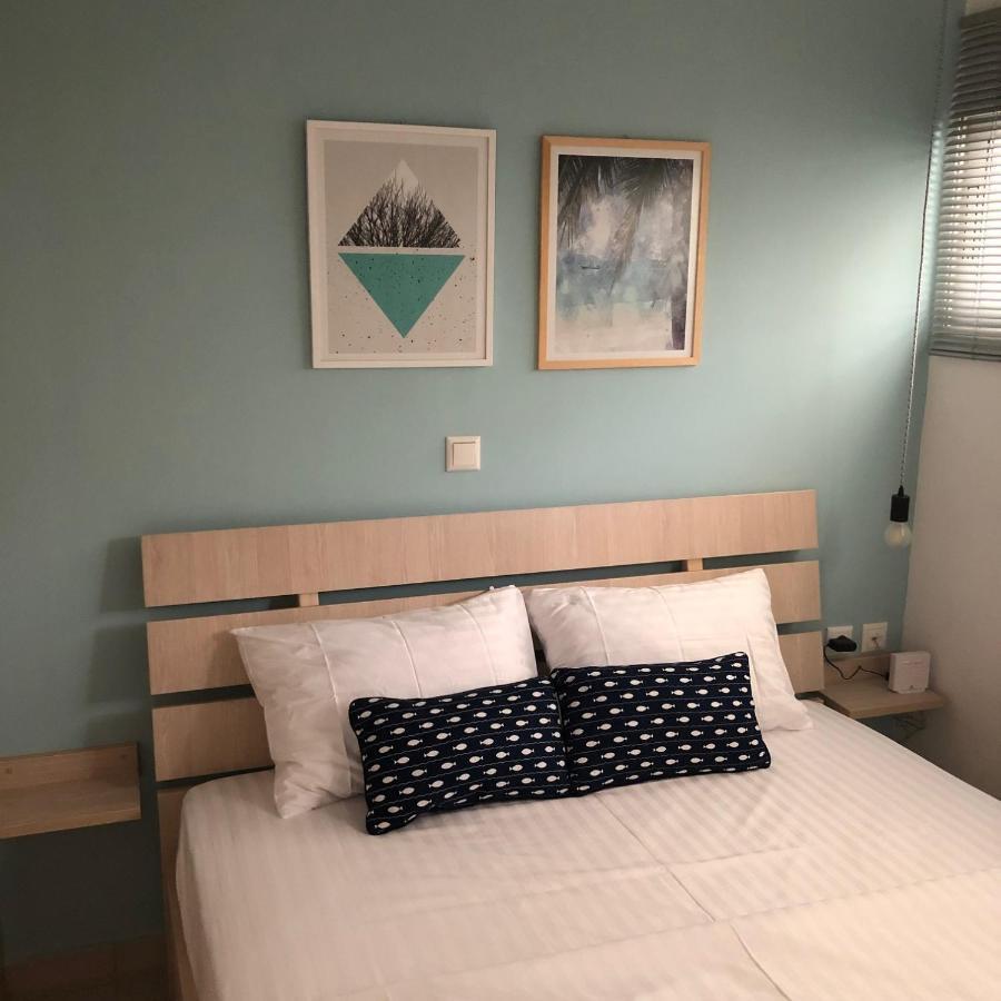 Orfeas Suite Néa Péramos Buitenkant foto